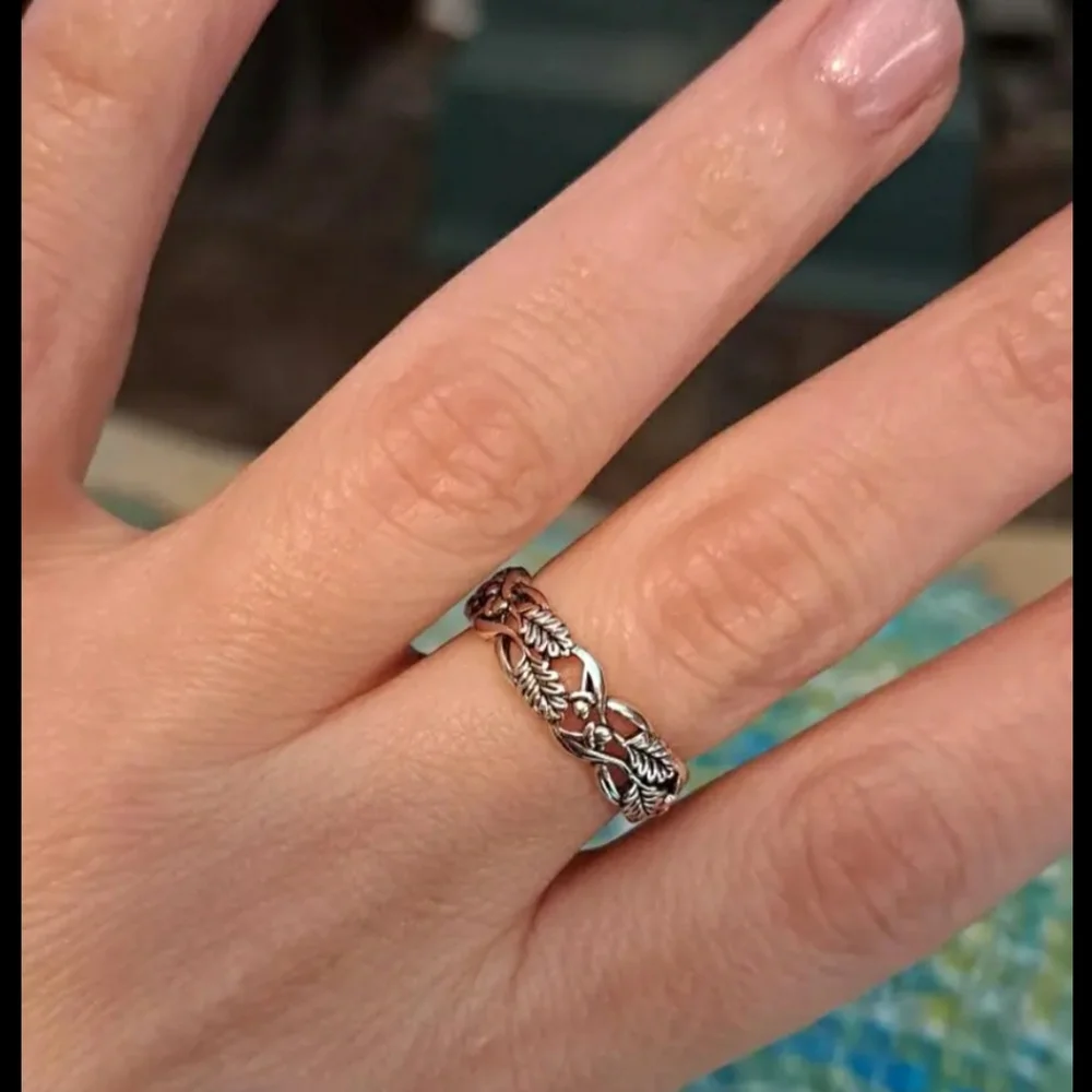 Autumn Ring Retro style